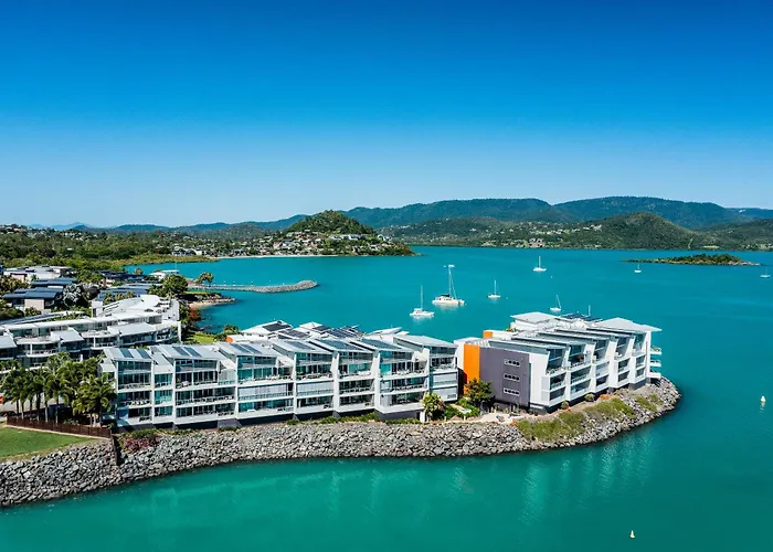 Peninsula Airlie Beach