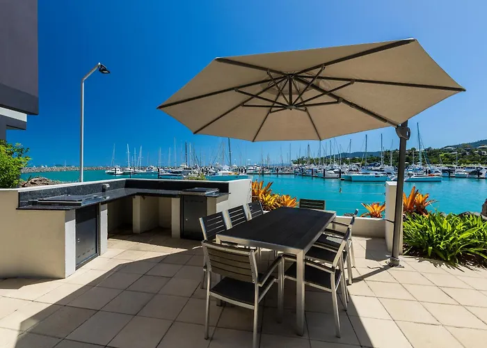 Peninsula Airlie Beach