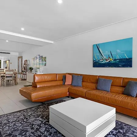 Peninsula Airlie Beach Aparthotel Exterior photo